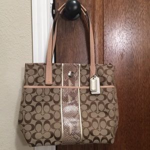 Coach tote